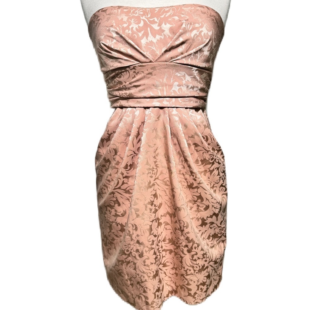 Elegant Strapless Pink Brocade Prom Dress